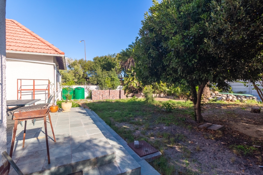 2 Bedroom Property for Sale in Pinelands Western Cape
